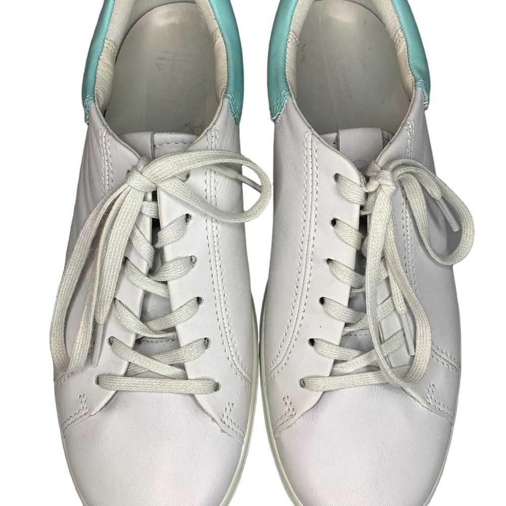 ECCO | Light Grey Leather Sneaker | Size 8